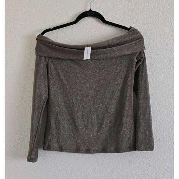 NWT Banana Republic Factory 2024 Off-Shoulder Sparkle Top Gold Size M Feminine - Picture 2 of 9